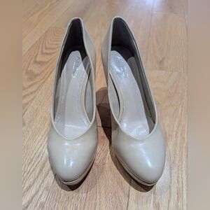 ALDO Women's Size 37 Nude Pointed-Toe High Heels